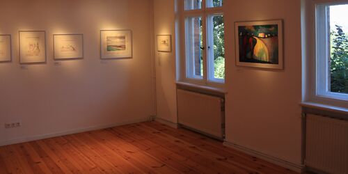 Im Ausstellungraum Roger Loewig Haus, Foto: Bansen/Wittig