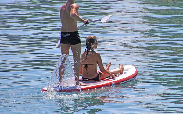 Unterwegs mit dem SUP, Foto: Julita, Pixabay.com