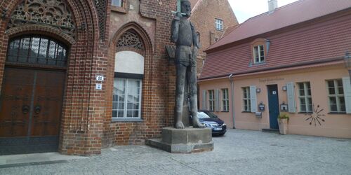 Der Roland vor dem Altstädtischem Rathaus in Brandenburg an der Havel, Foto: terra press Berlin